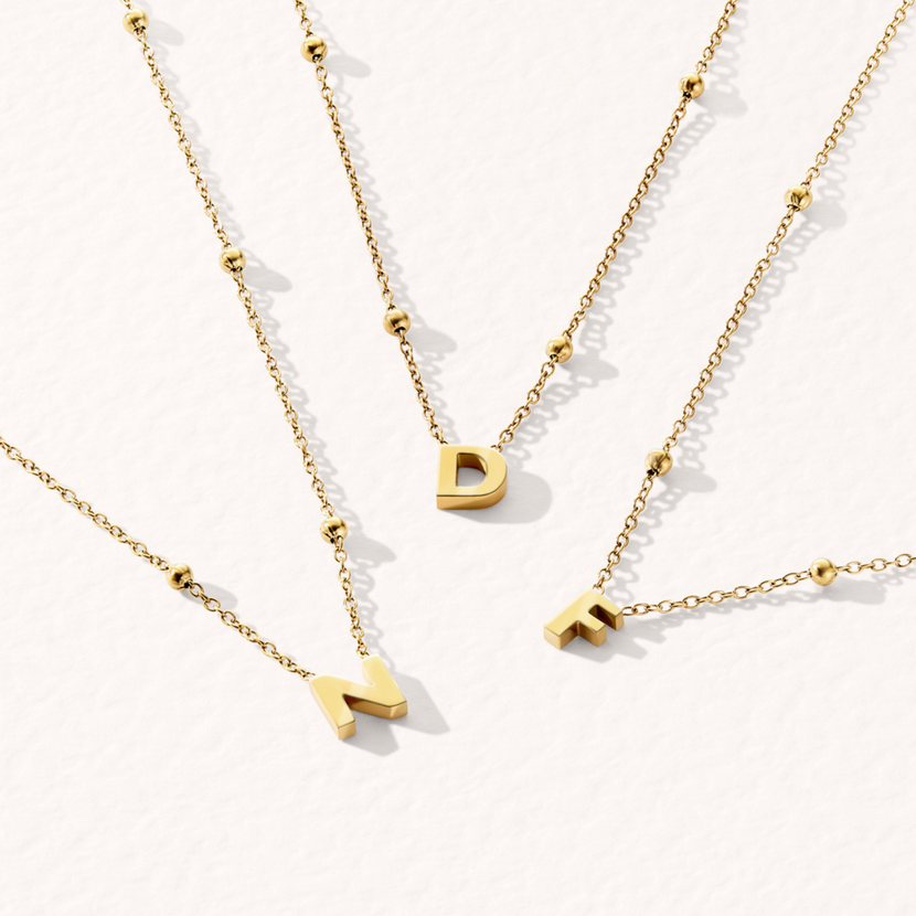 Steiff Teddy Bear & Initial Necklace Bundle (Gold)