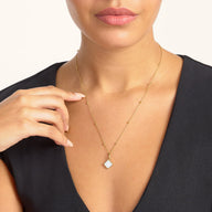 Pearl Clover Necklace (Gold)