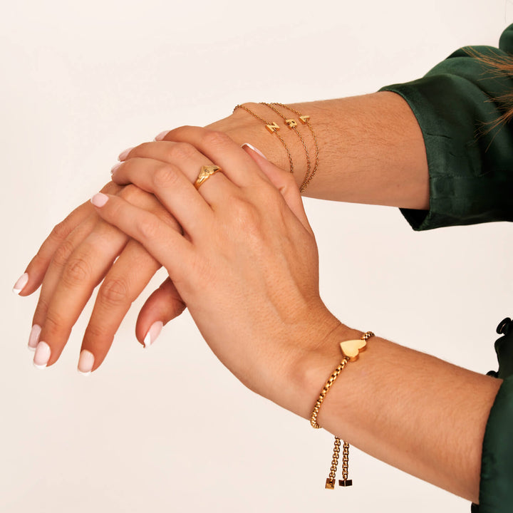 Initial Heart Bracelet (Gold)